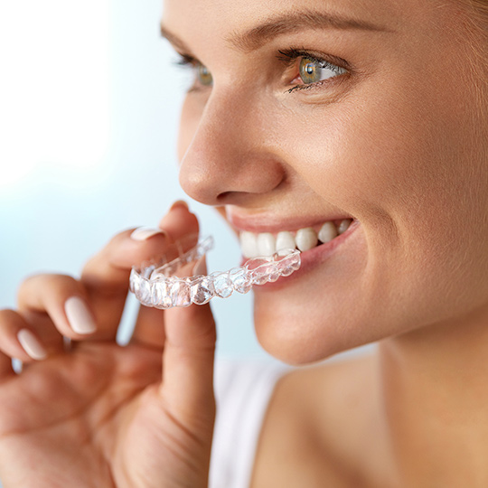 Zahnkorrektur mit Invisalign Go